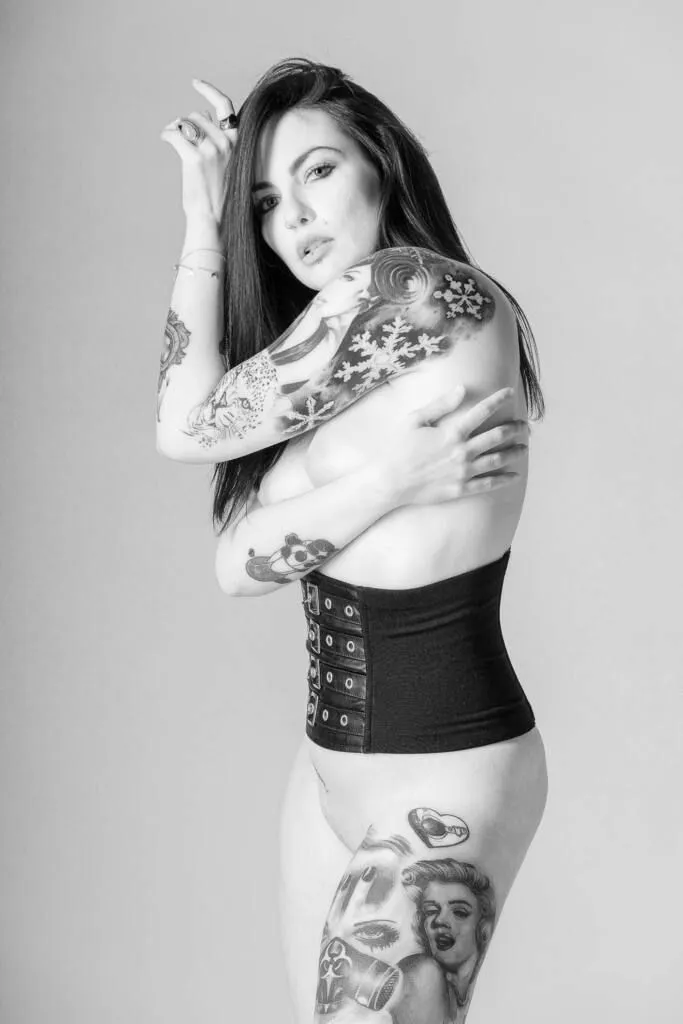 RedSnow Nude in the Studio Part 1 — 3