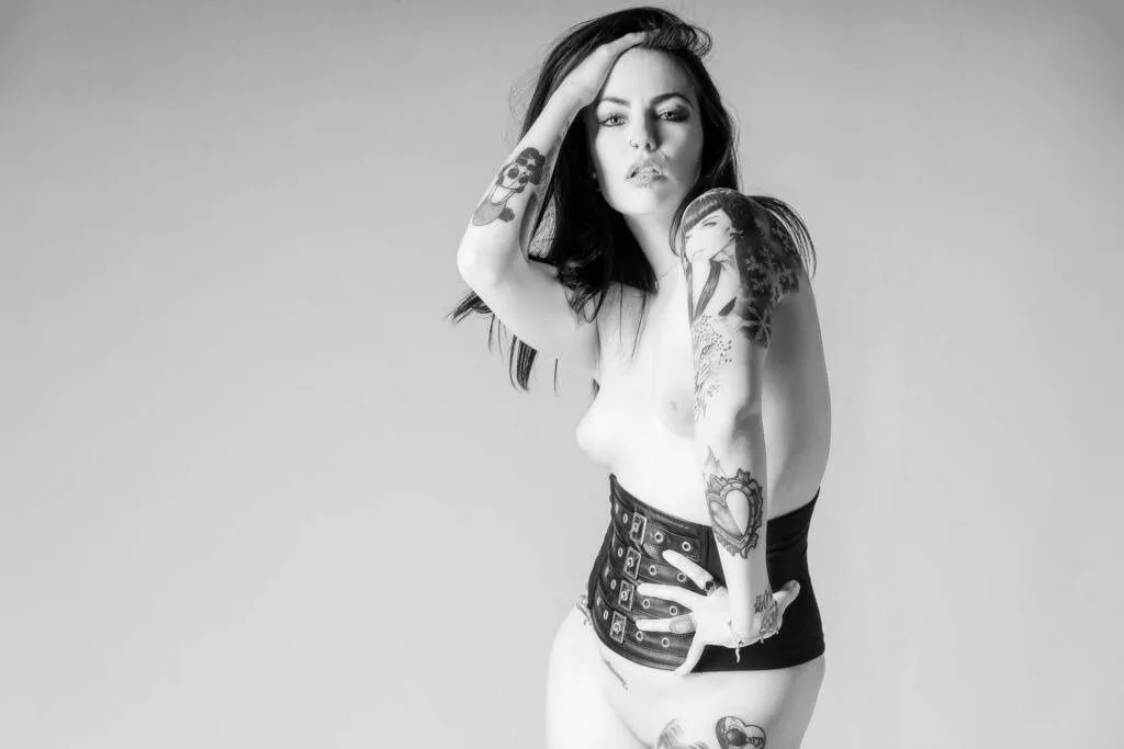 RedSnow Nude in the Studio Part 1 — 4