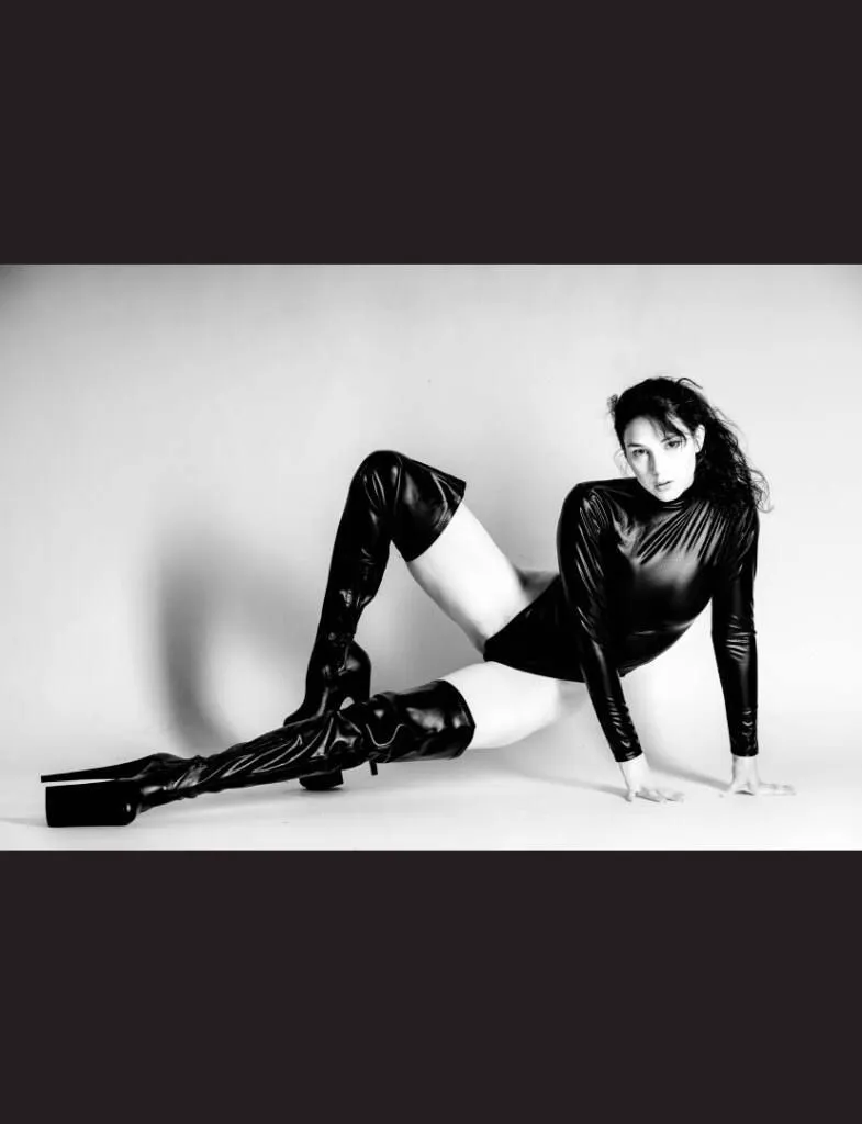 Glam Magazine — 10